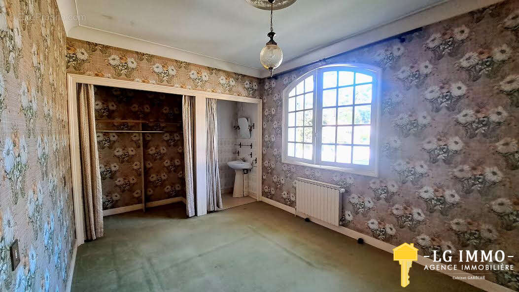 Maison à SAINT-GEORGES-DE-DIDONNE