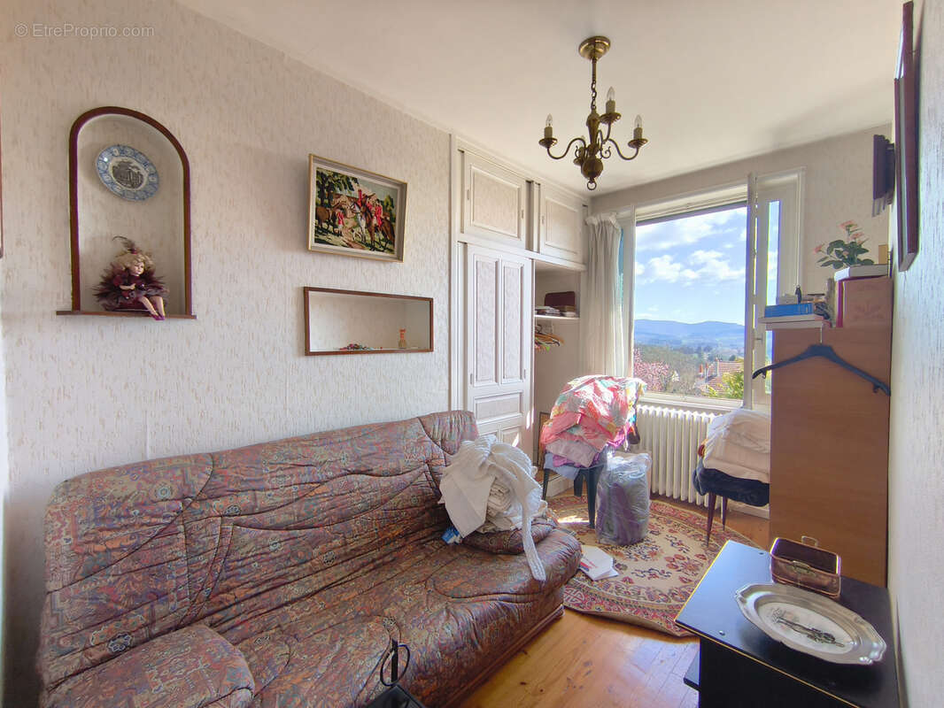 Maison à SAINT-REMY-SUR-DUROLLE