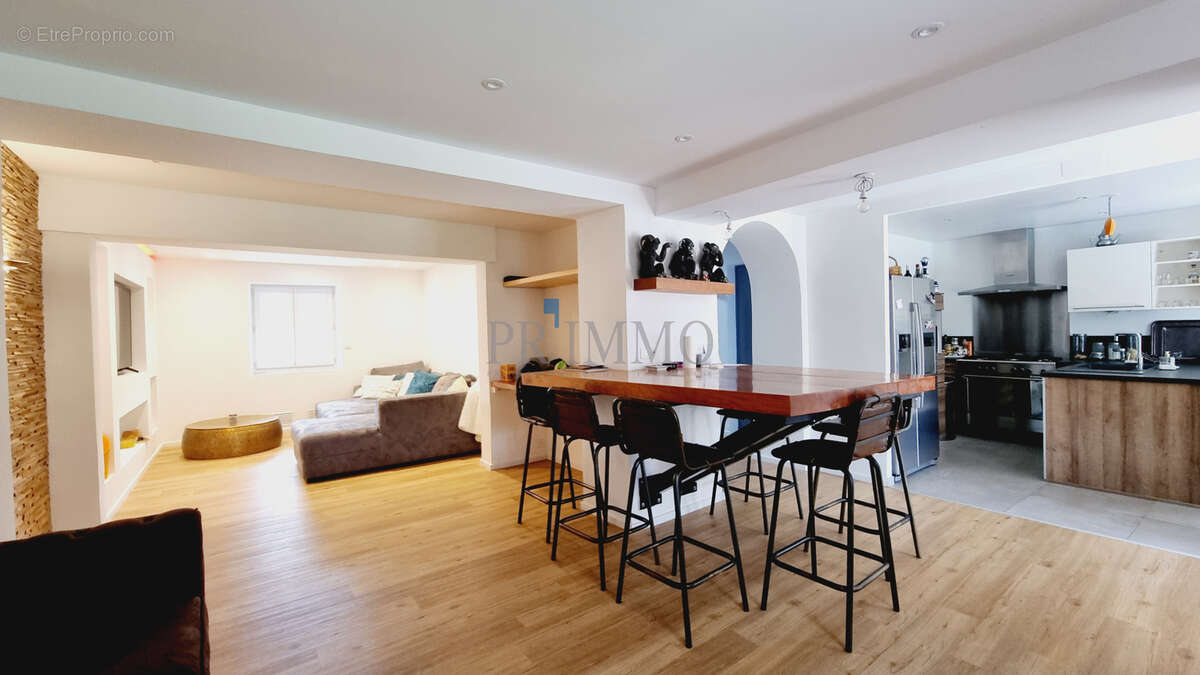 Maison à FREJUS