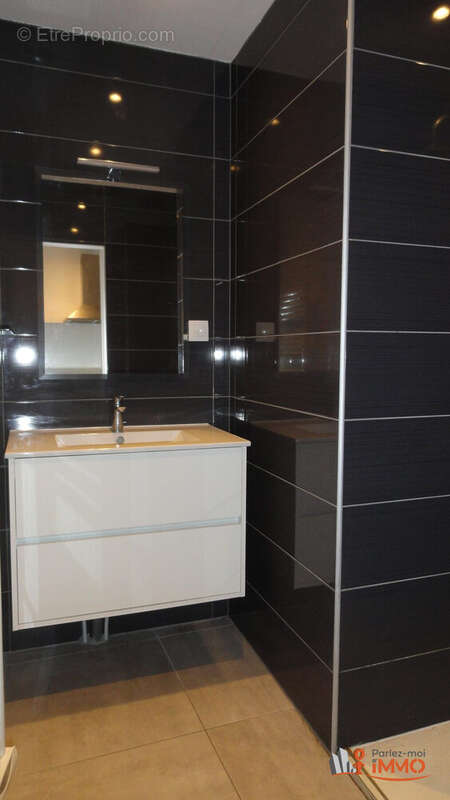 Appartement 210 m² à Saint-Etienne  - photo 6