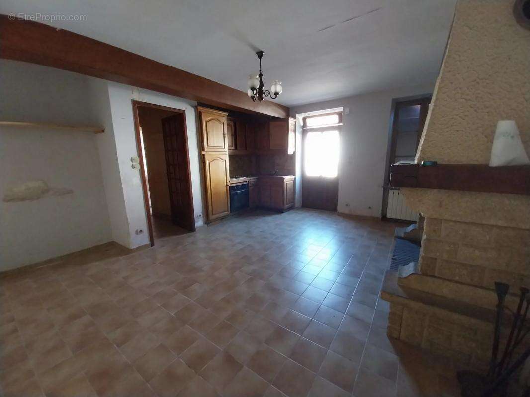 Maison à CHATILLON-EN-BAZOIS