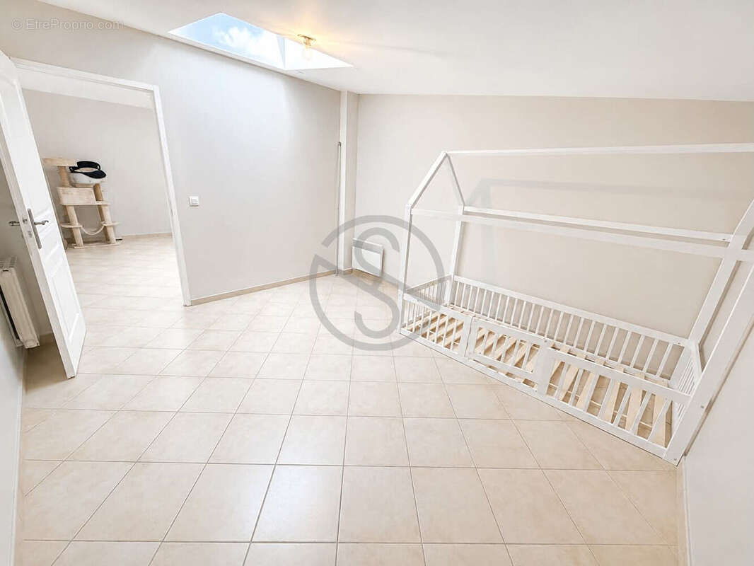 Appartement à BOURGOIN-JALLIEU