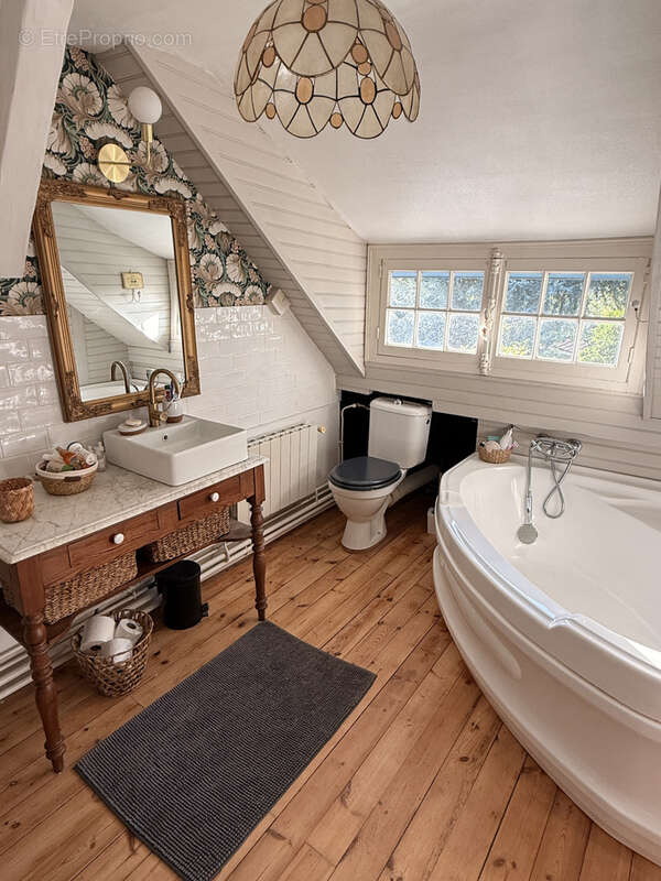 Maison à SAINT-LAURENT-DE-BREVEDENT