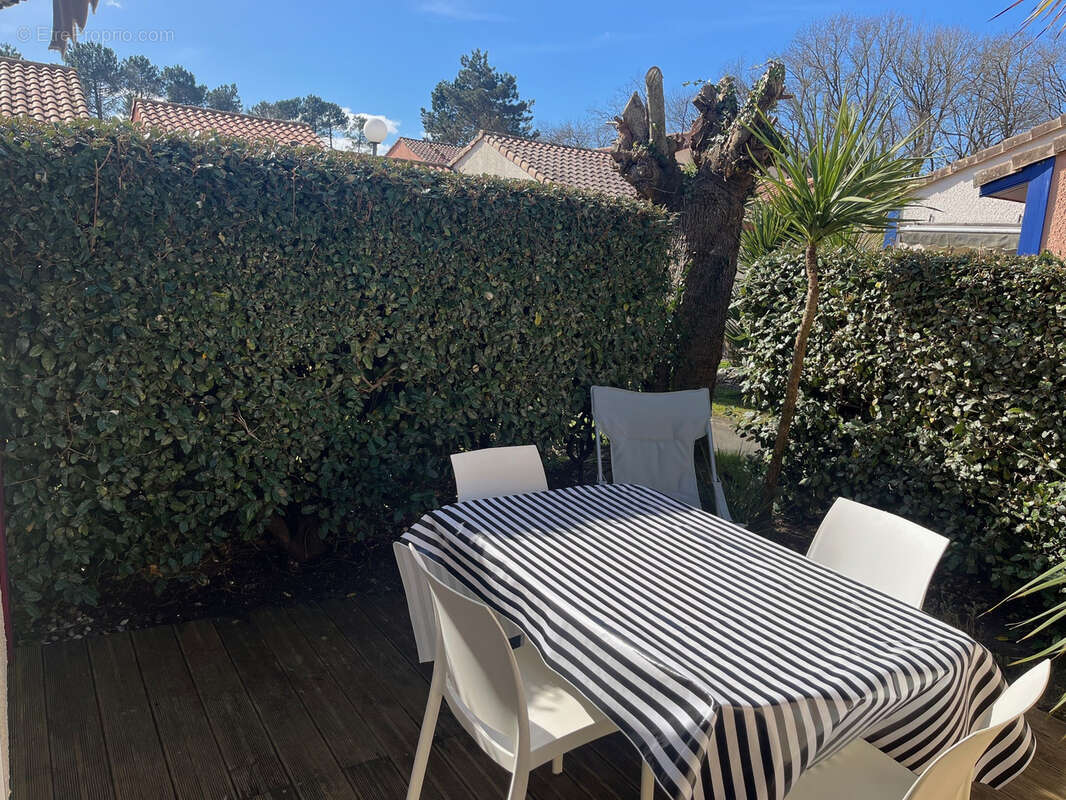 Maisonnette T2 37m2 rénovée dans résidence privée - photo 3