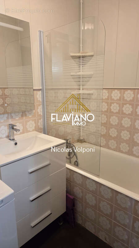 Appartement à LES THUILES