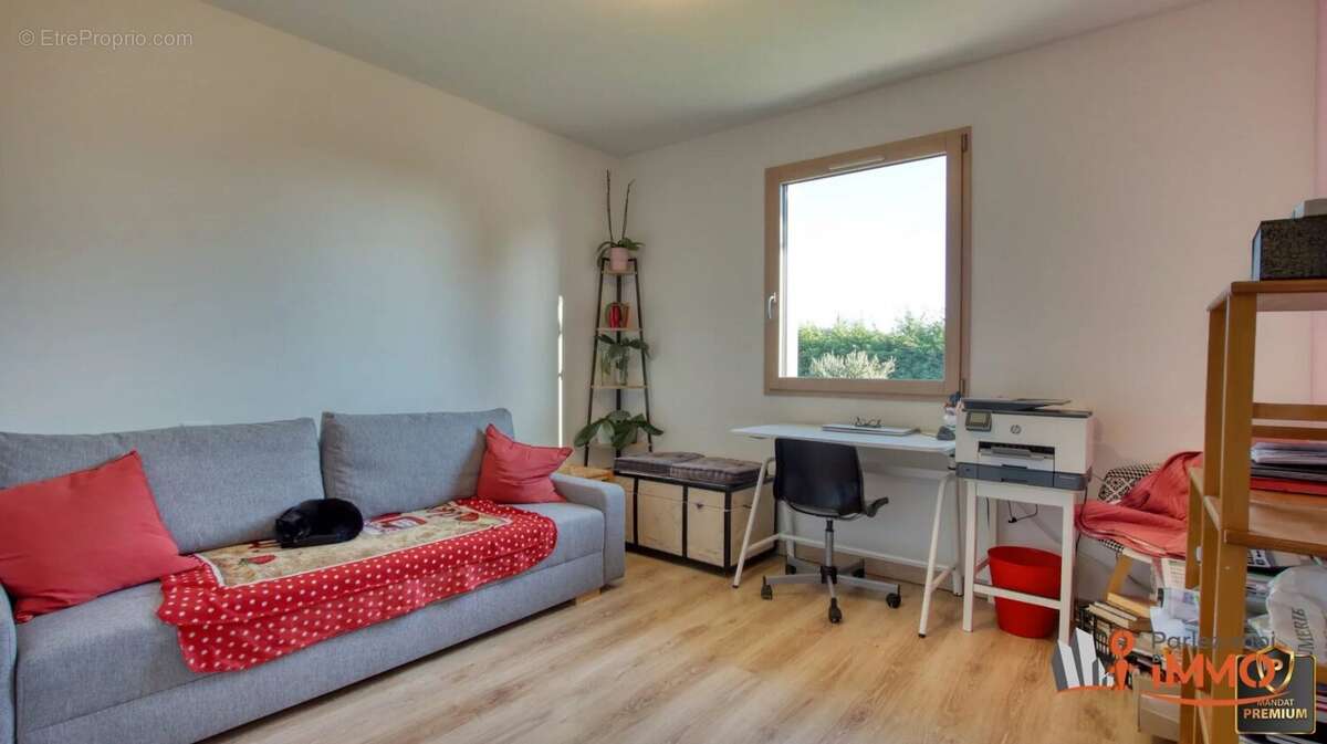 Maison à LA TOURETTE