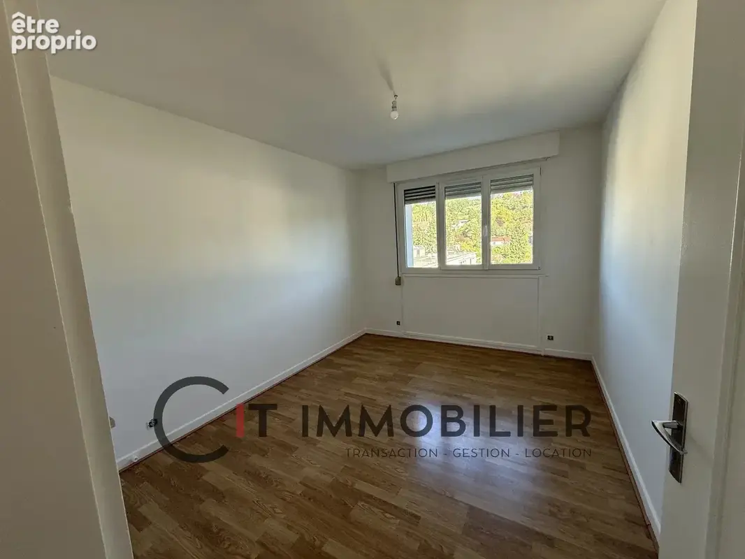 Appartement t3 la tour du pin - photo 5