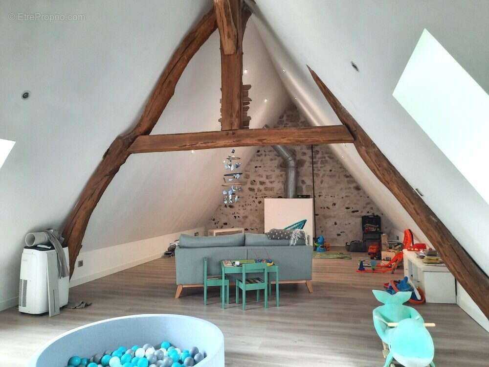 Maison 172 m² à Le Mesnil-Jourdain  - photo 7
