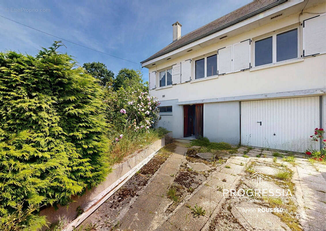 Maison à MONTIVILLIERS
