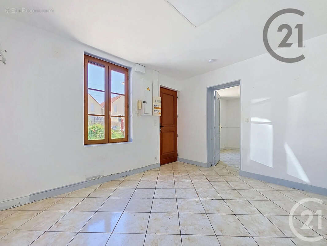 Maison 210 m² à Troyes  - photo 8