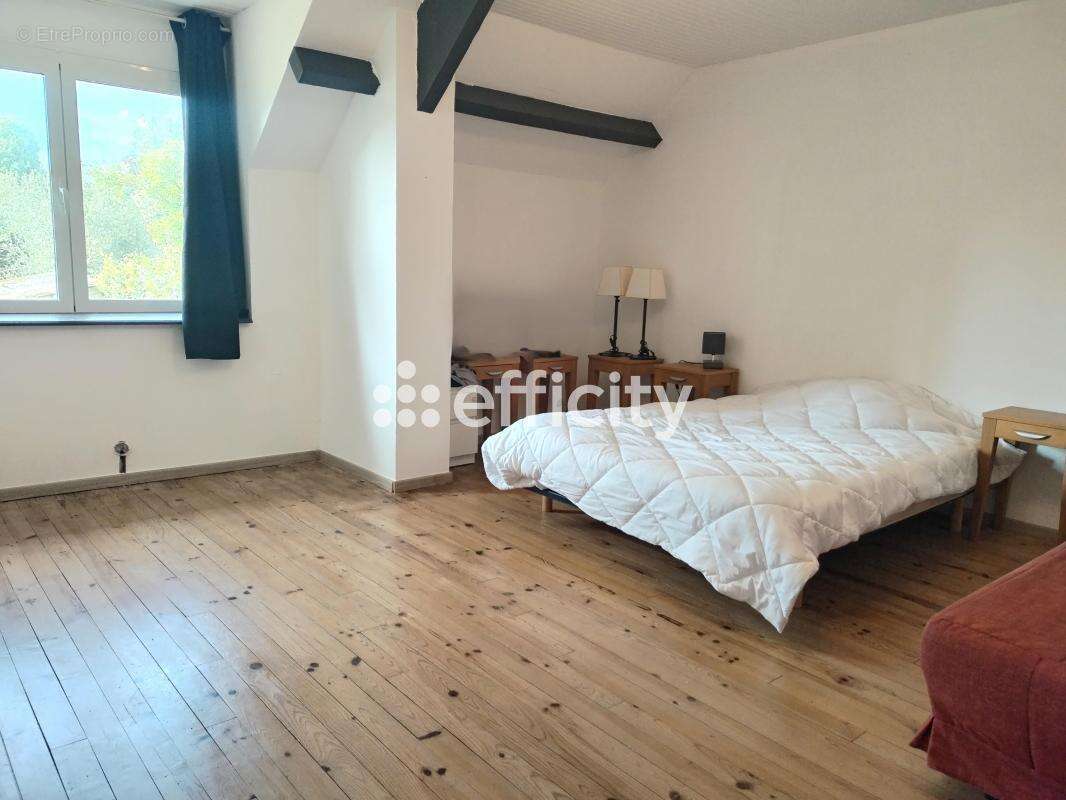 Maison à SAINT-JEAN-DES-BAISANTS