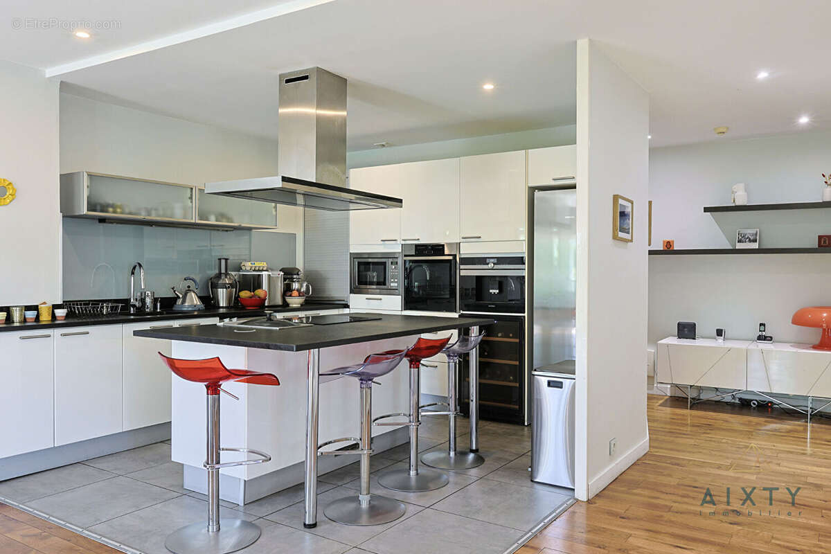 Appartement à MARSEILLE-7E