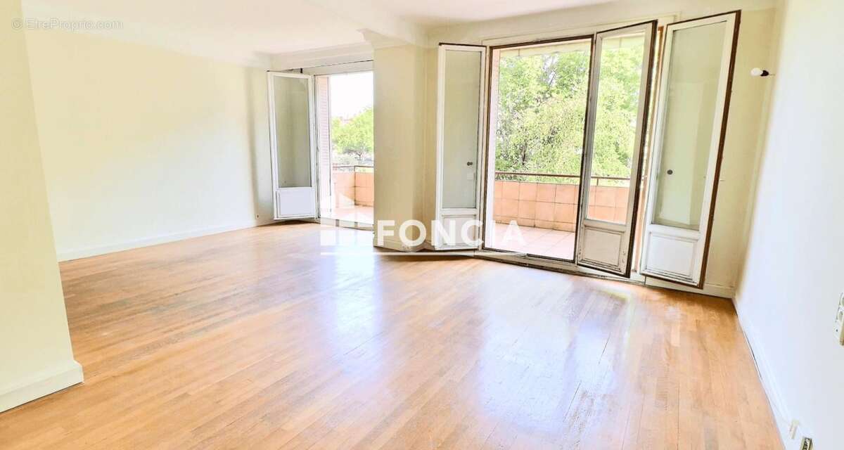 Appartement à LYON-5E
