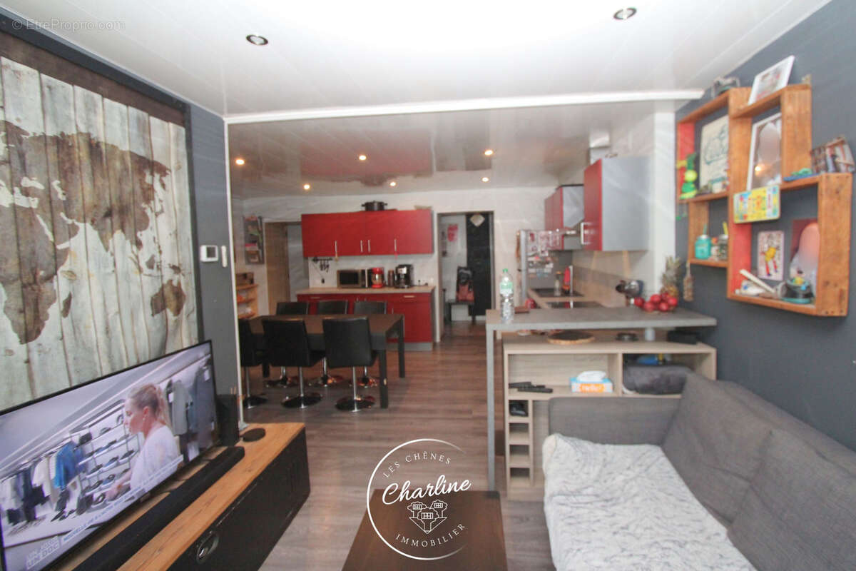 Appartement à AMANVILLERS