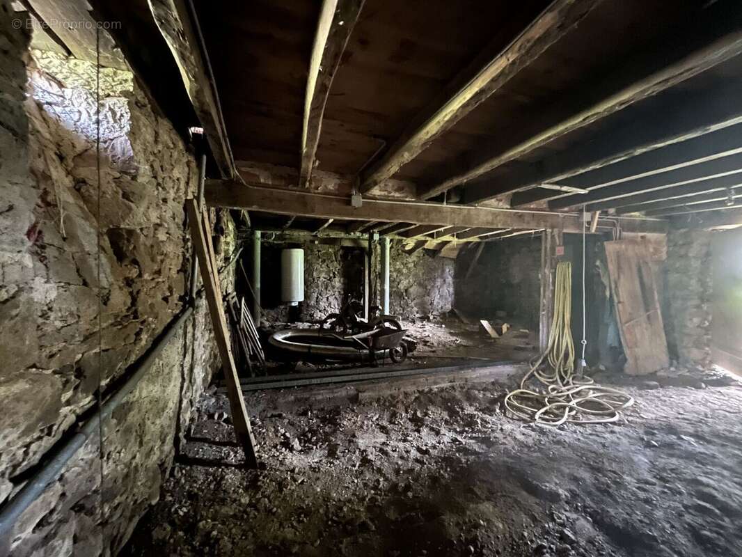 RDJ - Maison à BAGNAC-SUR-CELE