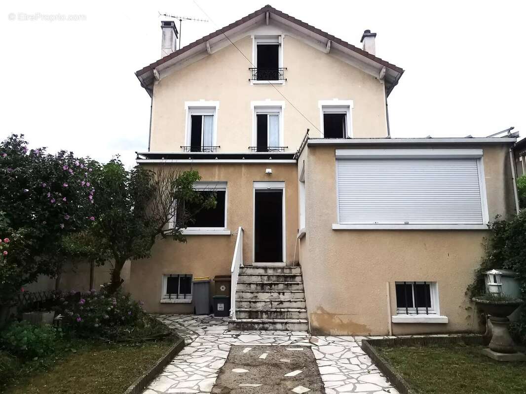 Maison à VITRY-SUR-SEINE