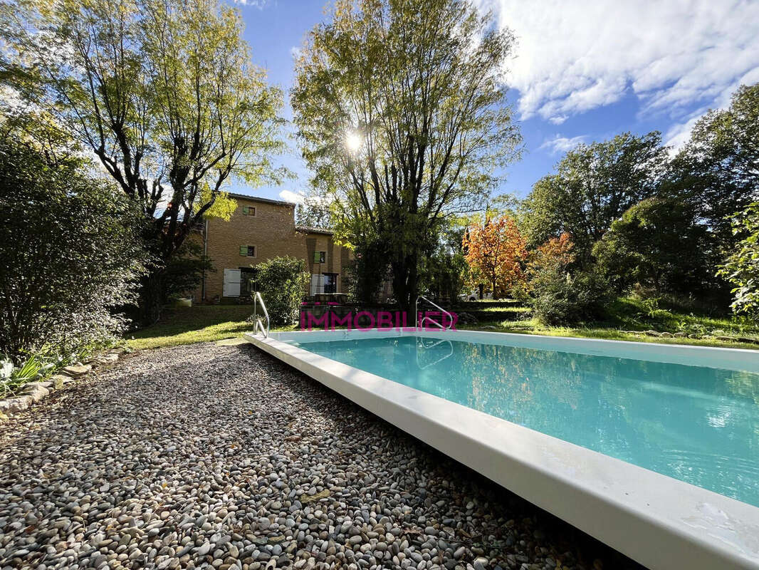 Maison à CABRIERES-D&#039;AVIGNON