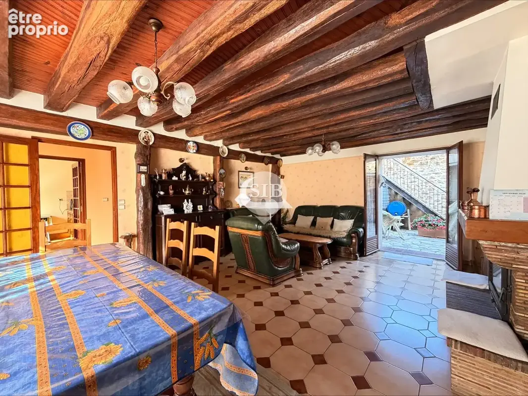 Maison 10 pièces 186 m² à vendre à La Ville-Du-Bois (91620) - photo 5