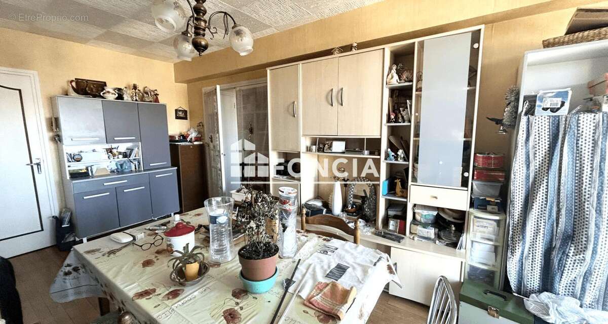 Appartement à SAINT-ETIENNE