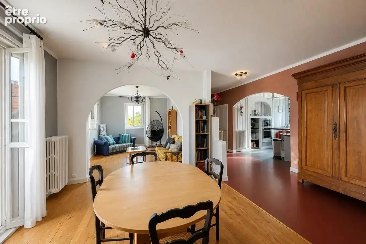 Appartement de charme, 5 pièces de 100 m² à Chamalières-Royat - photo 2