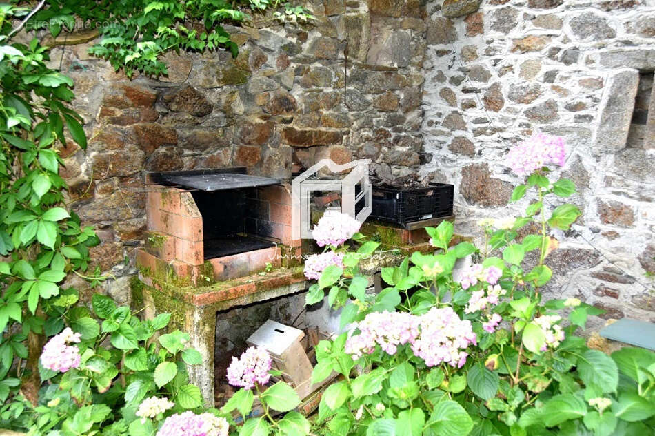 Maison à SALMIECH