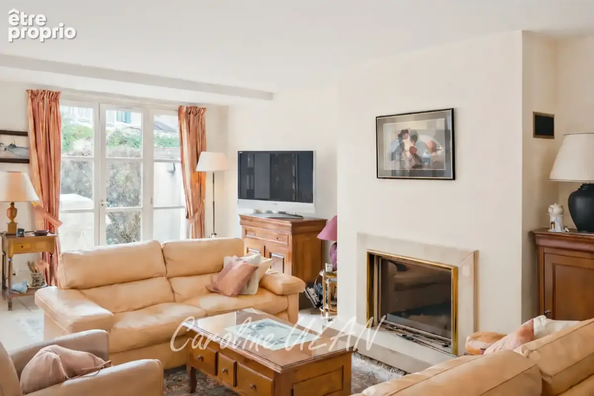 Rueil-Malmaison - Buzenval - Maison familiale, 4 chambres, jardin - 165m2 au sol hors garage. - photo 10