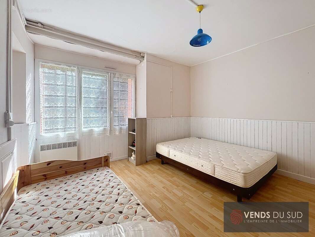 Appartement à LAMALOU-LES-BAINS