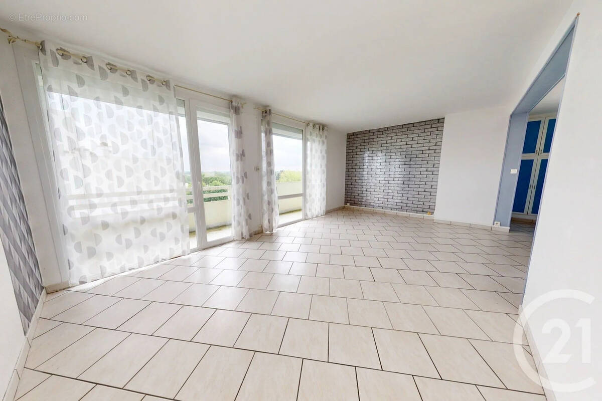 Appartement à SAINT-QUENTIN