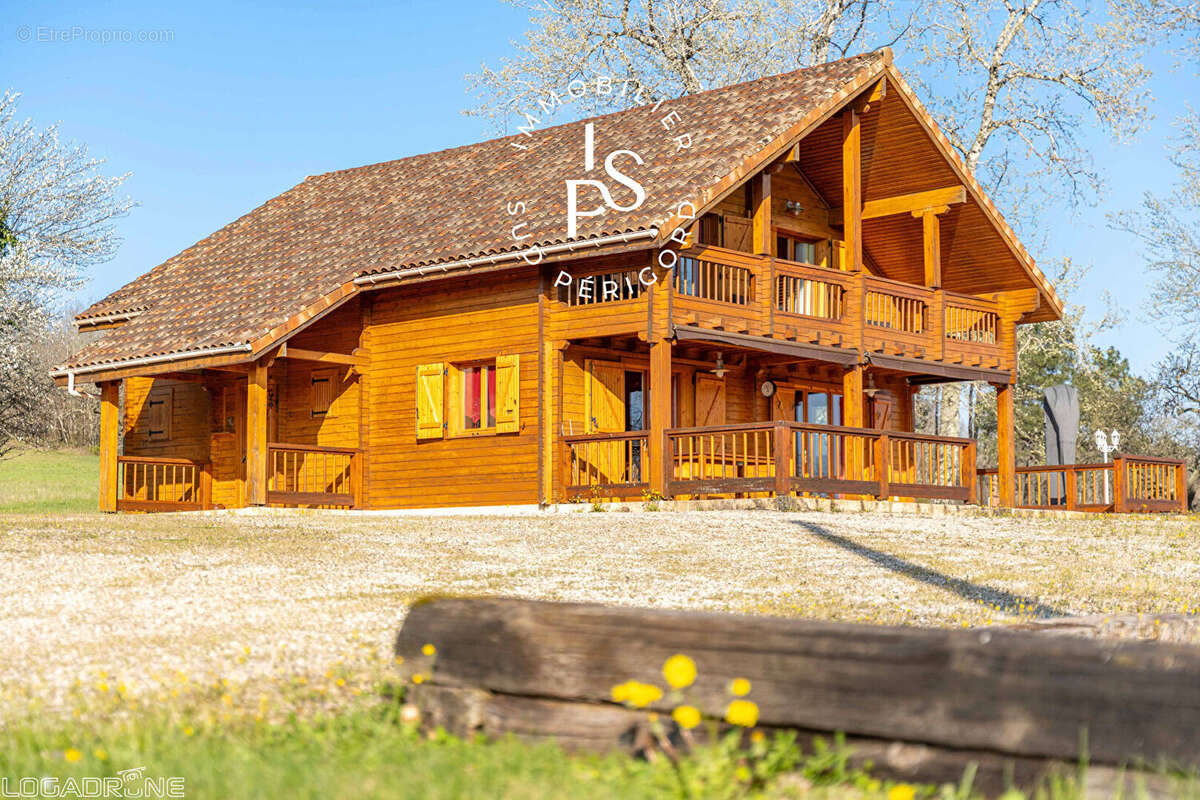 Maison à MONTAGNAC-SUR-LEDE