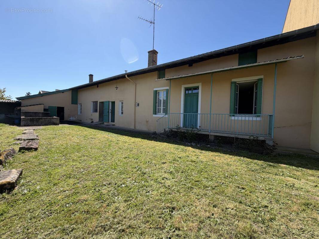 Maison à SERMOYER