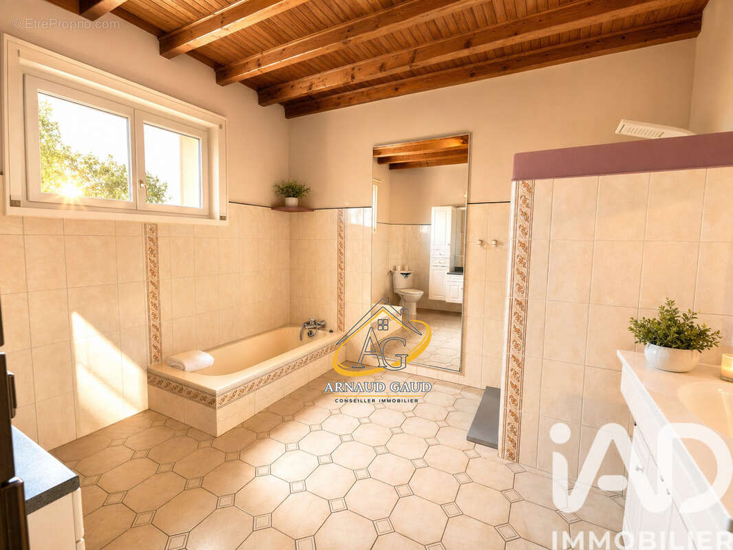 Photo 5 - Maison à BRESSOLS