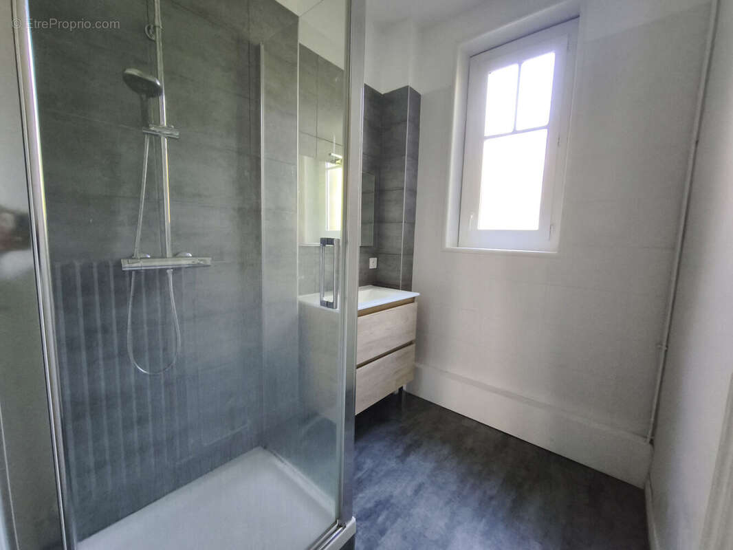 Photo 5 - Appartement à SAINT-ETIENNE