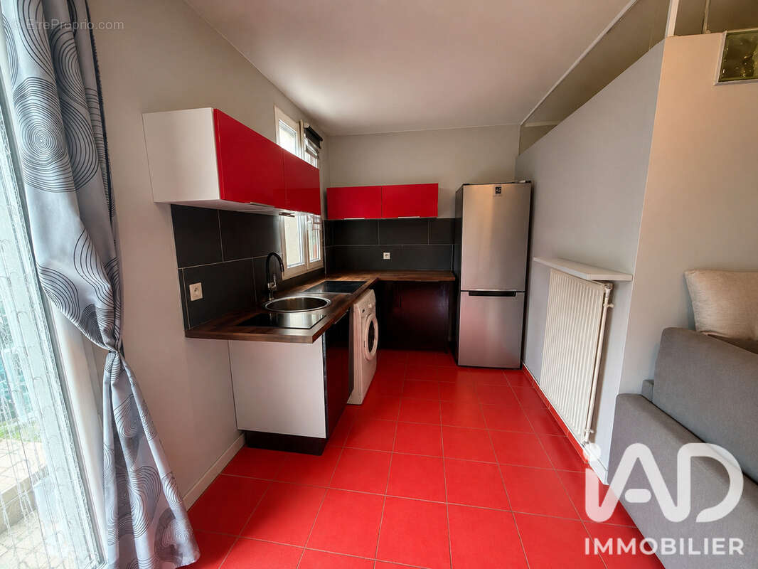 Appartement 30 m² à Torcy  - photo 3