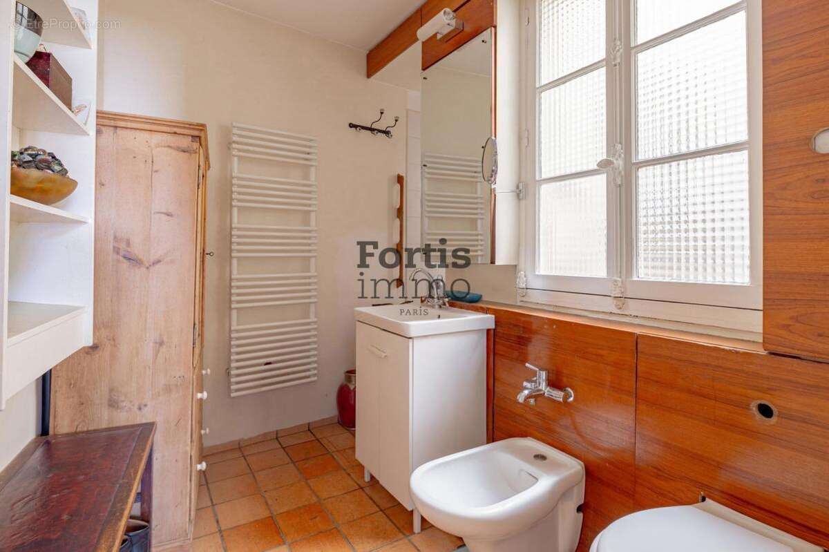 Appartement à PARIS-6E