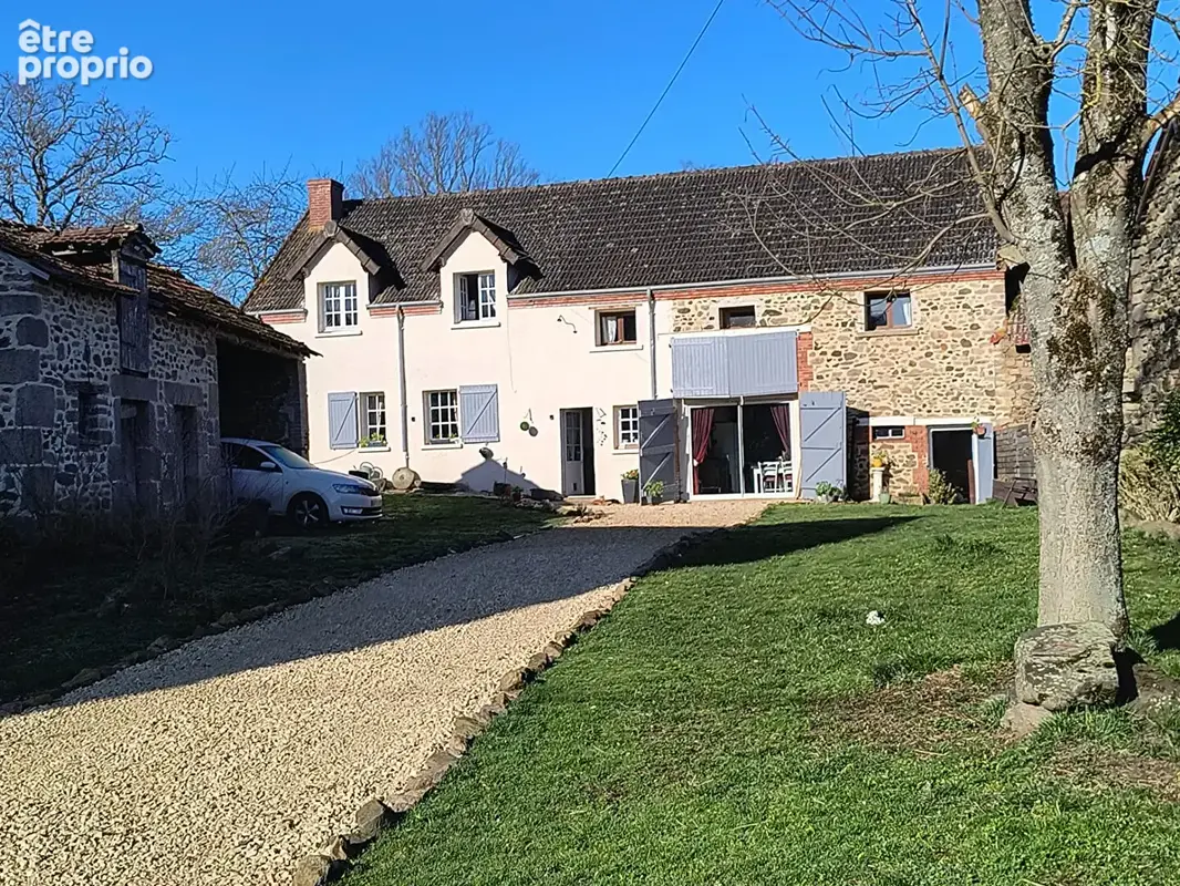 Maison à BOUSSAC