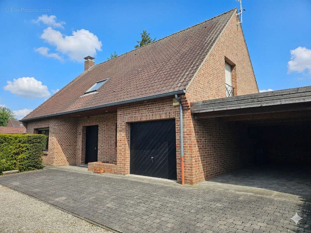 Maison à LYS-LEZ-LANNOY