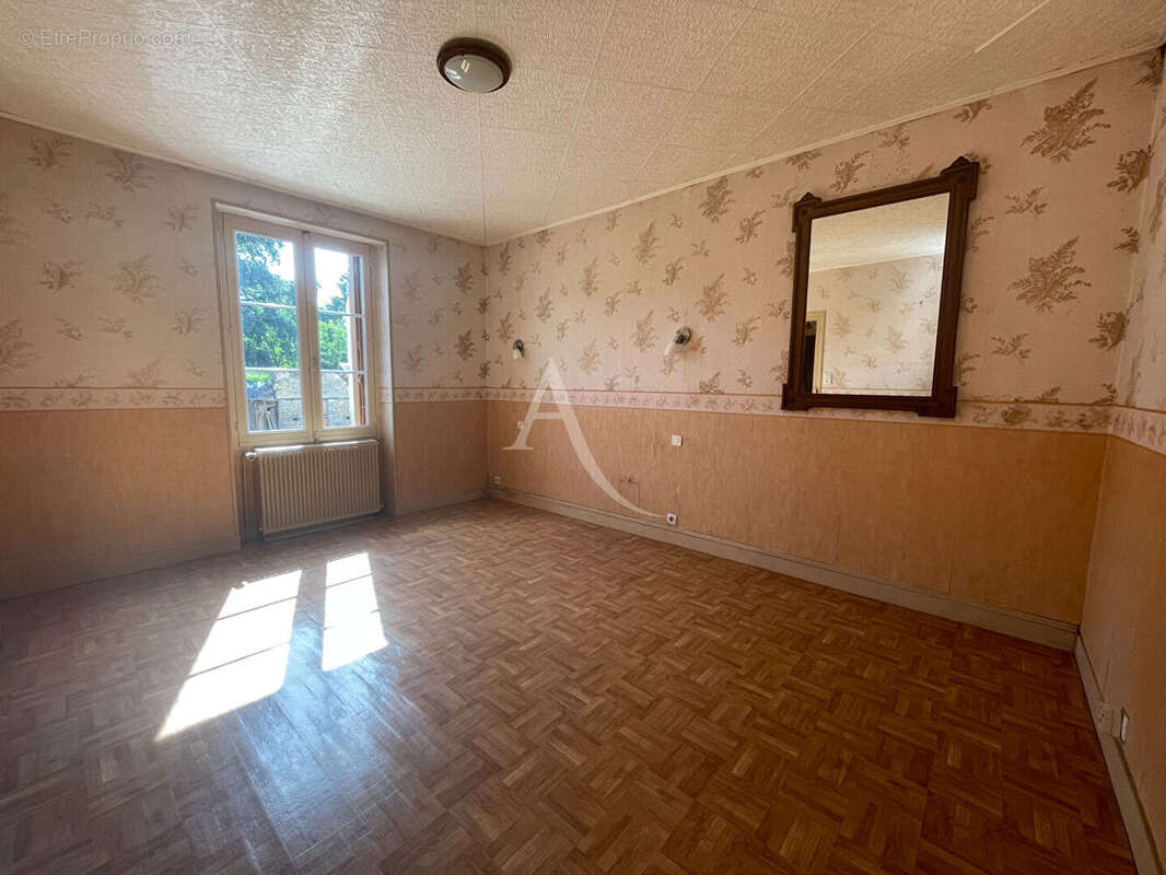 Maison à FAVEROLLES-SUR-CHER