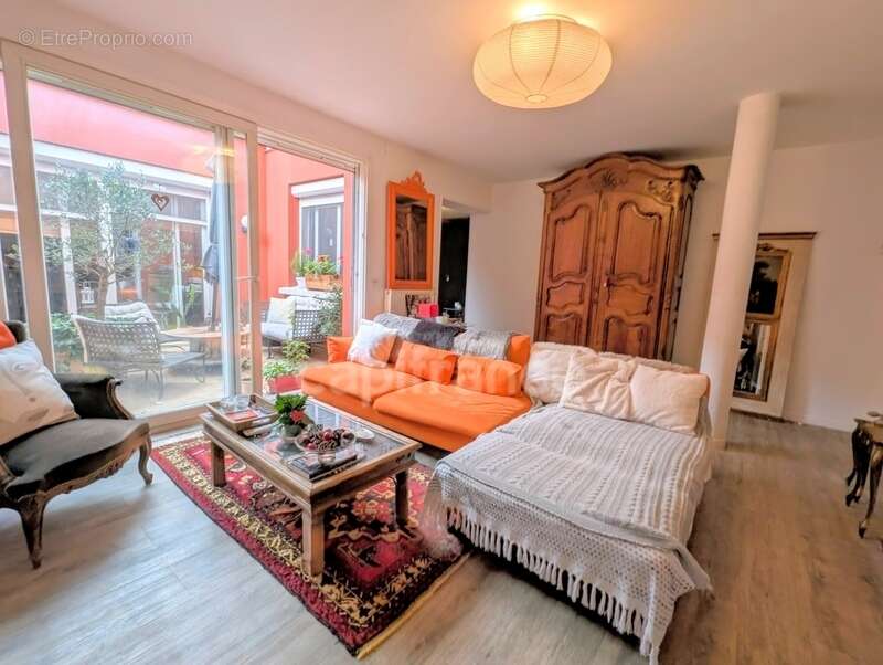 Appartement à BORDEAUX
