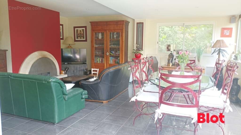 Maison à LA BOUEXIERE
