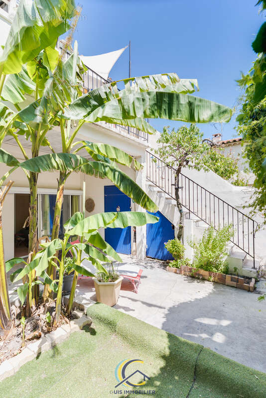 Maison à MARSEILLE-10E