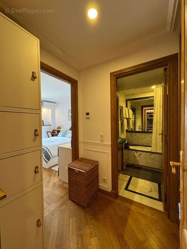 Appartement à EZE