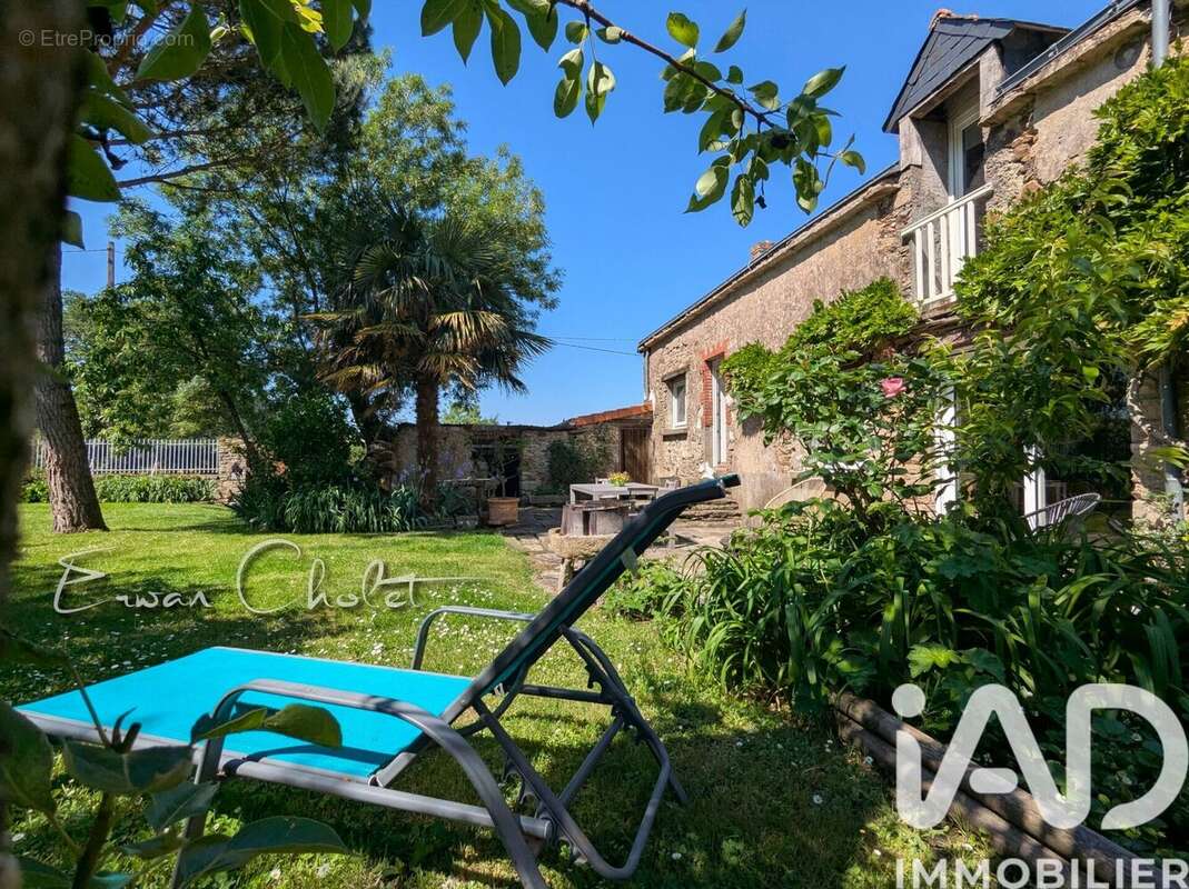 Photo 1 - Maison à SAINT-ETIENNE-DE-MONTLUC