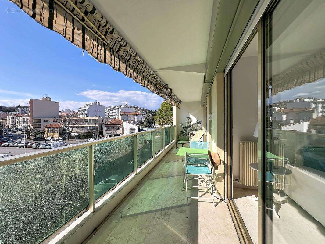 Appartement à CAGNES-SUR-MER