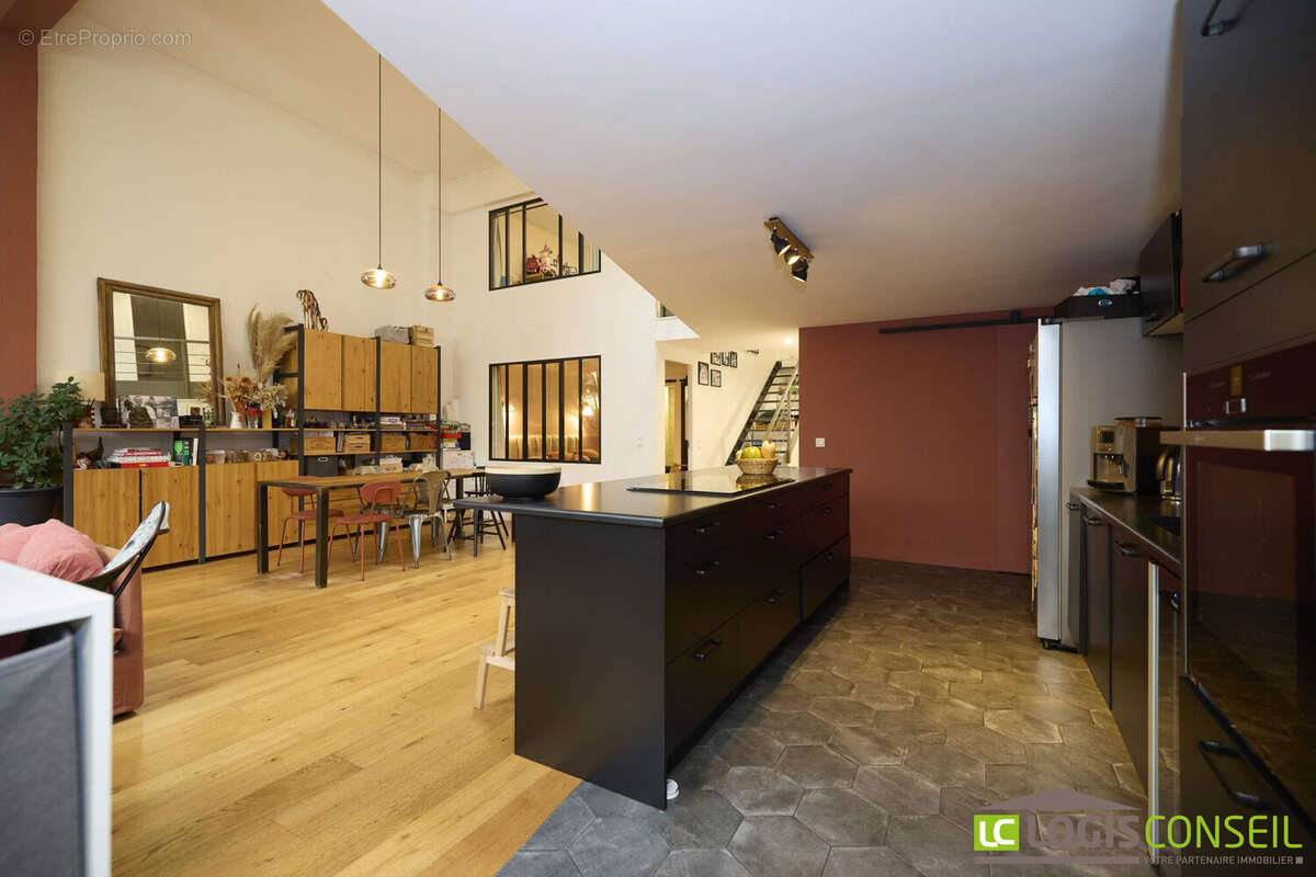 Appartement à CHATILLON