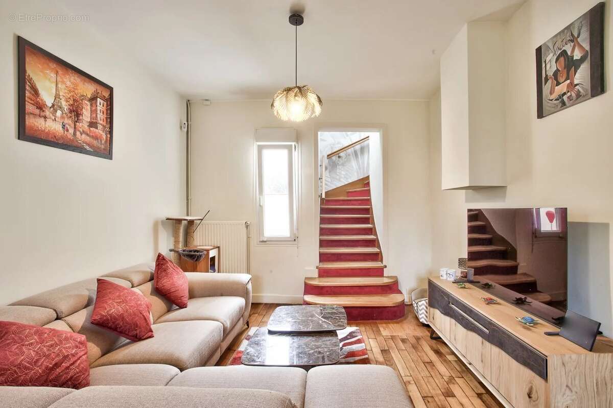 Maison à BOIS-COLOMBES
