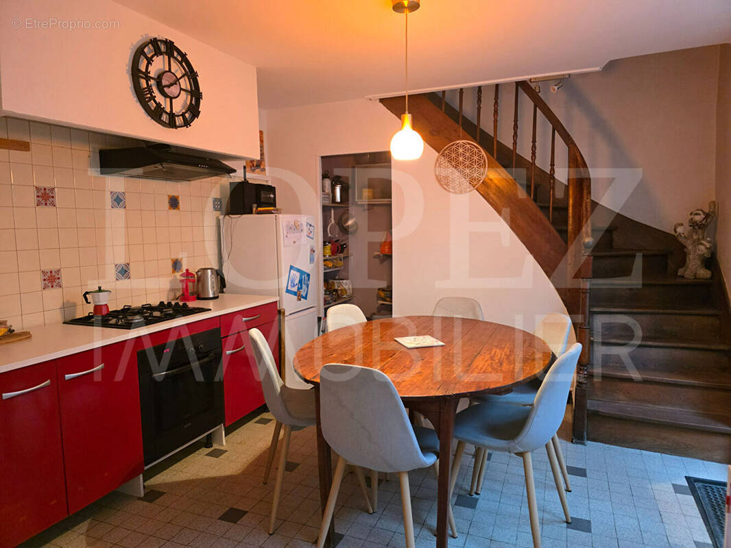 Maison à AIGUEFONDE