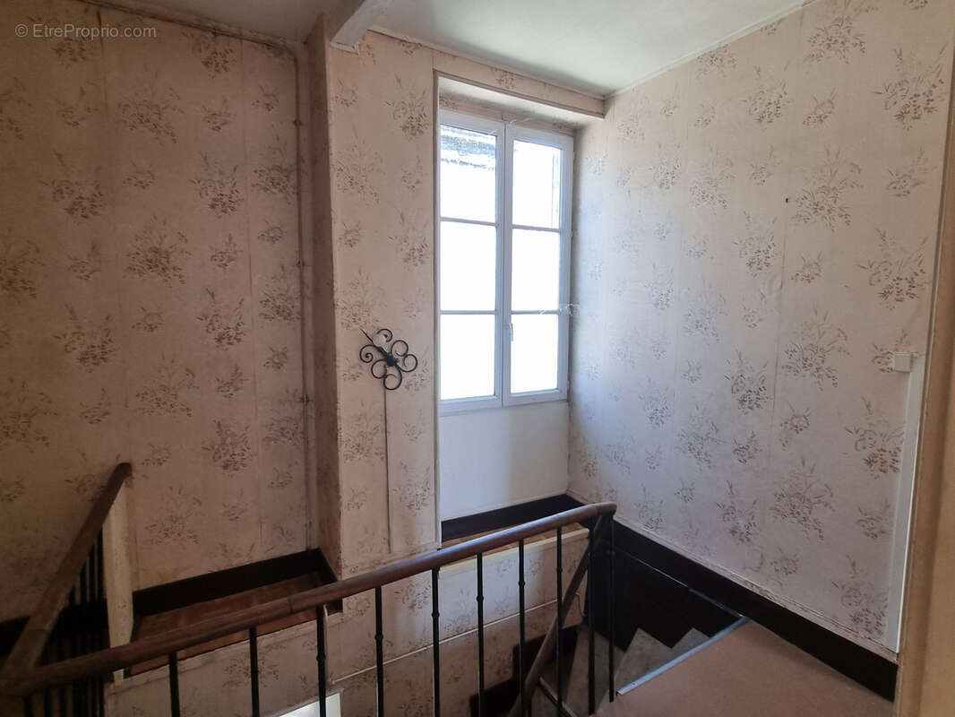 Appartement à NEUVY-SAINT-SEPULCHRE