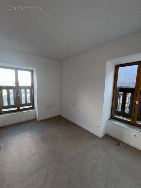 Appartement à MOULINS-LA-MARCHE