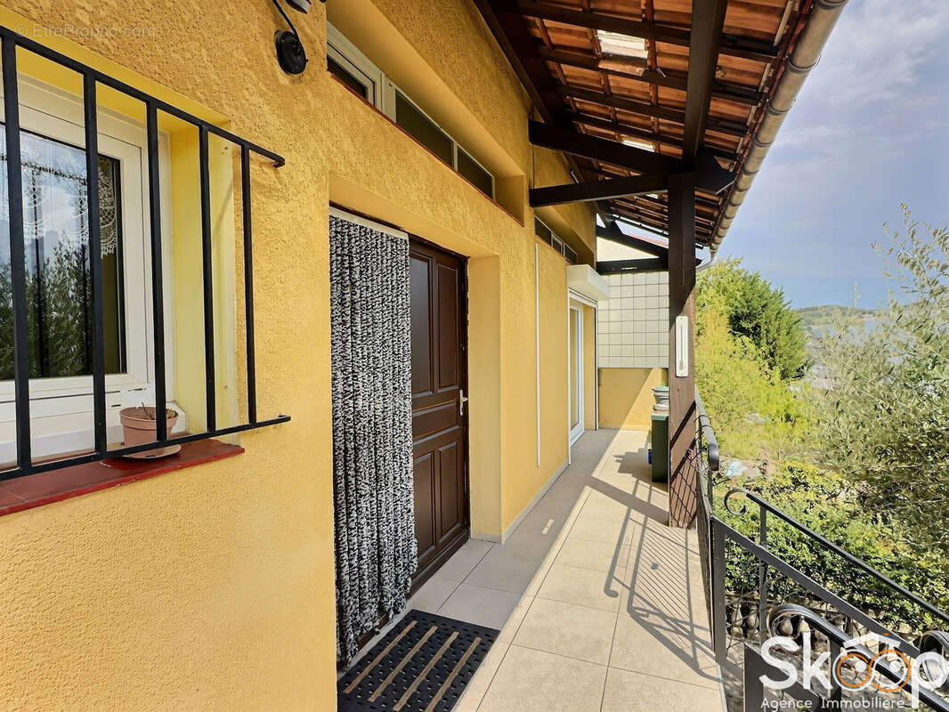 Vente maison 4 pièces avec jardin cave et garage  - clavières - alès (30100) - photo 2