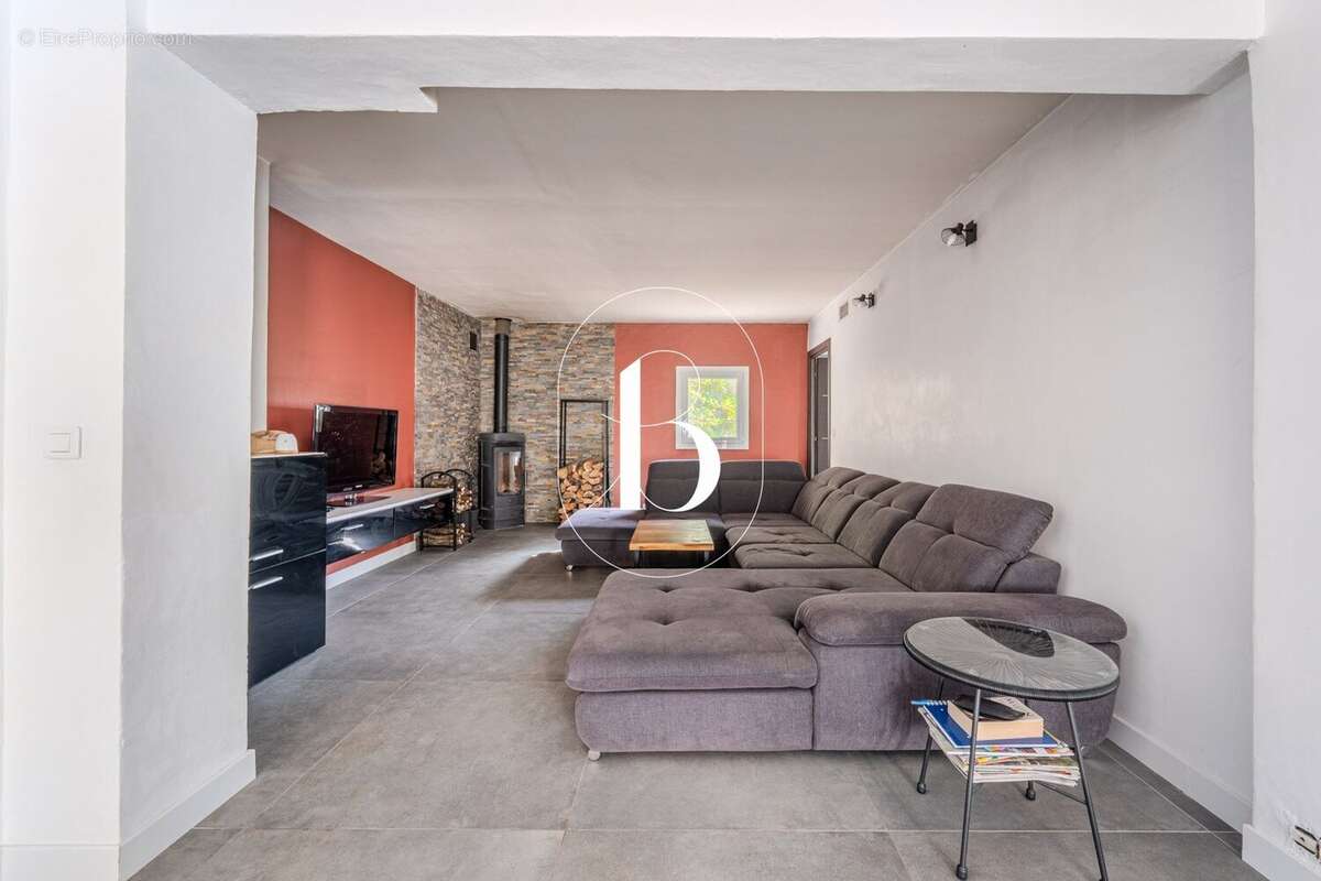 Maison 130 m² à Saint-Michel-D'euzet  - photo 17